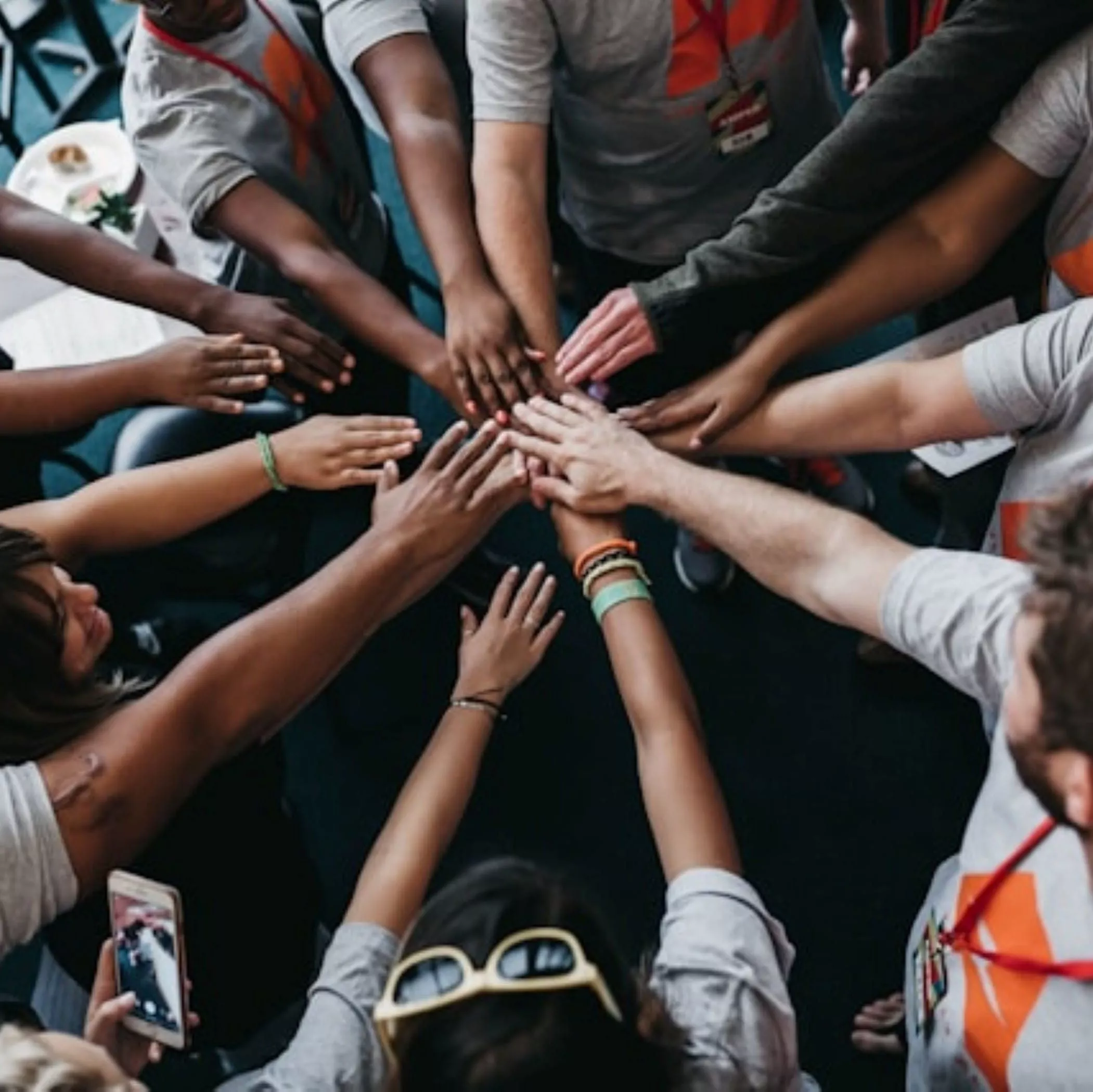 Comment organiser l’absence d’un collaborateur pour maladie de longue durée ? Illustration de la partie 2 de l'article de blog de GHRECIA "Comment accompagner un collaborateur atteint de maladie de longue durée ?"